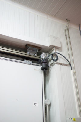 Automatismo puerta frigorifica corredera