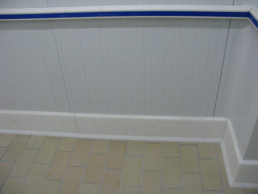Detalle protecciones panel sandwich