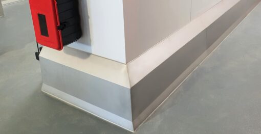 Zócalos acabados en acero inoxidable - Imagen 39
